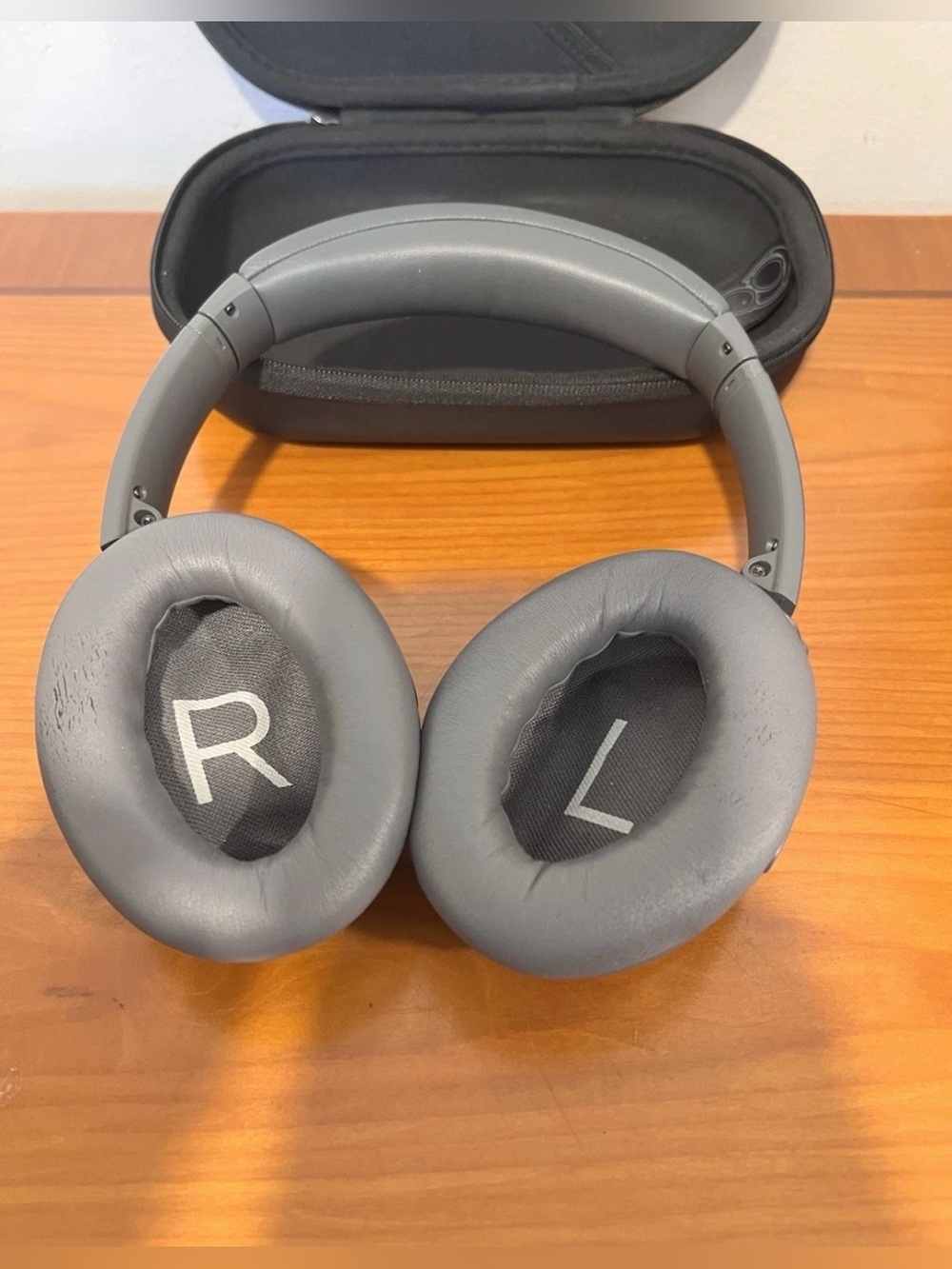 Bose Quiet Comfort 45 Noise Cancelling Headphones Over The Ear QC45 Works - Picture 4 of 7